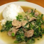 Es ist angerichtet: Lammeintopf mit Pak choi