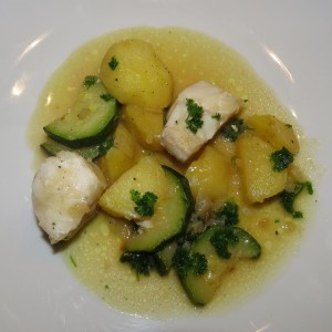 Erdäfpelfischpfanne mit Petersilie