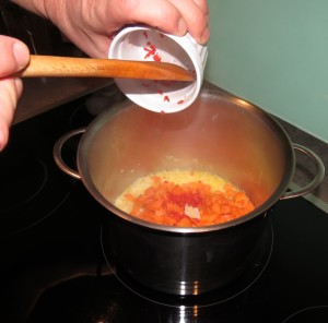 Gemüse in Butter anschwitzen