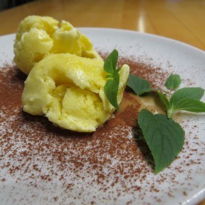 Parfait vom Löwenzahnblütengelee