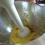 Olivenöl langsam einrühren