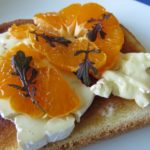 Purple Frills als Deko fürs Frühstücksbrötchen